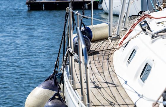 Sailboat Beneteau Oceanis 45 14m