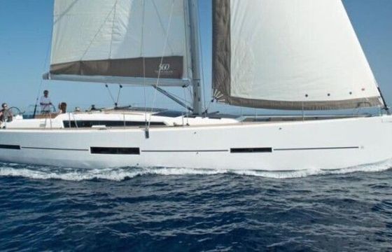Sailboat Dufour 560 17m