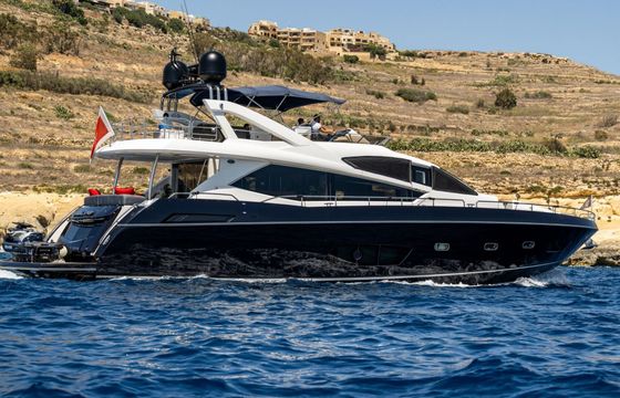 Motor yacht Sunseeker Manhattan 73 3000hp