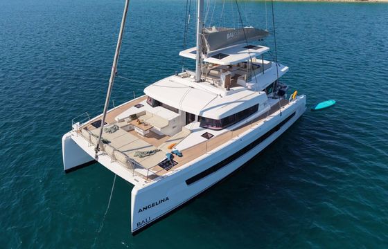 Catamaran Catana Group Bali 5.8 - 5 + 2 cab. 17m