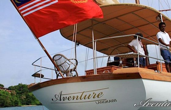 Sailing yacht Classic Ketch 29m