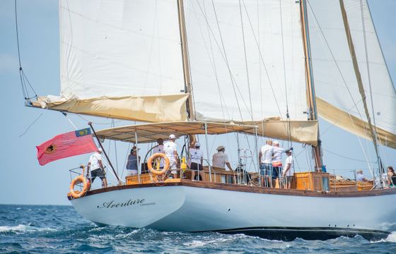 Sailing yacht Classic Ketch 29m