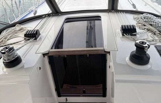 Sailboat Bavaria Yachtbau Bavaria C42 Style 12m
