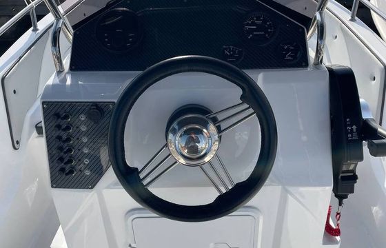 Boat without licence  Trimarchi Nica 5.30 40hp