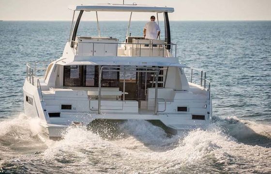Catamaran Leopard - Robertson &amp; Caine Leopard 43 13m