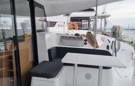 Catamaran Excess Excess 11 - 4 + 2 cab. 11m