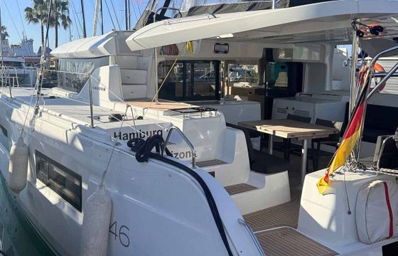Catamaran Lagoon-Bénéteau Lagoon 46 - 4 + 1 cab. 13m