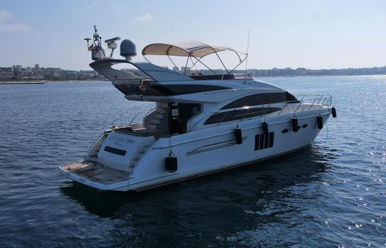 Motor yacht Princess 64 fly 2000hp