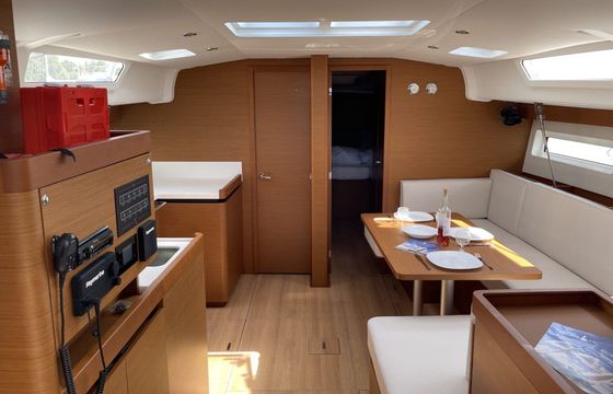 Sailboat Sun Odyssey 490 15m