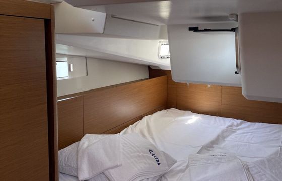 Sailboat Sun Odyssey 490 15m