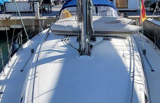 Sailboat Beneteau Cyclades 43.4 12.94m
