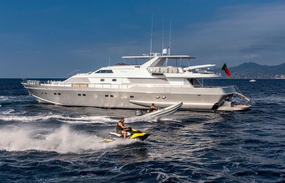 Motor yacht CN SPERTINI Alalunga 5475hp