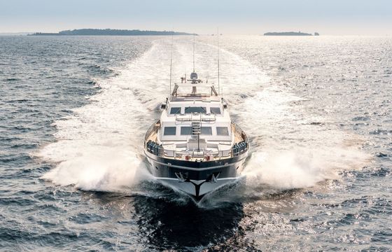Motor yacht CN SPERTINI Alalunga 5475hp