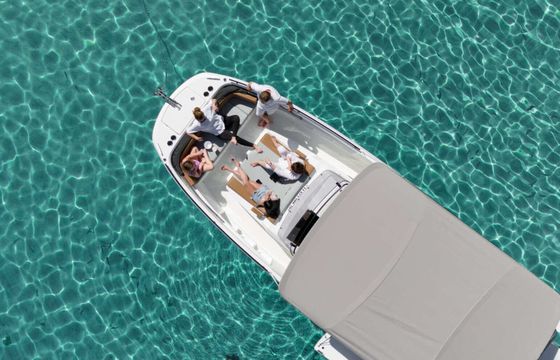 Motorboat Beneteau Flyer 9 spacedeck con paella 400hp