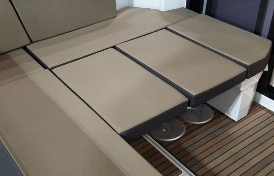 Motorboat Jeanneau Merry Fisher 895 300hp
