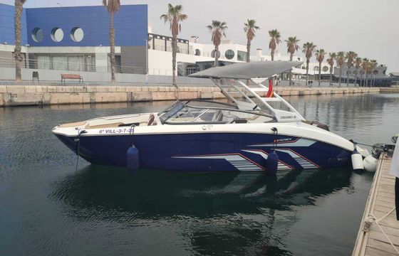 Motorboat Yamaha 253SD 360hp
