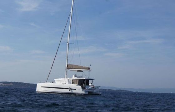 Catamaran Catana Bali 4.5 - 4 + 2 cab. 13.6m