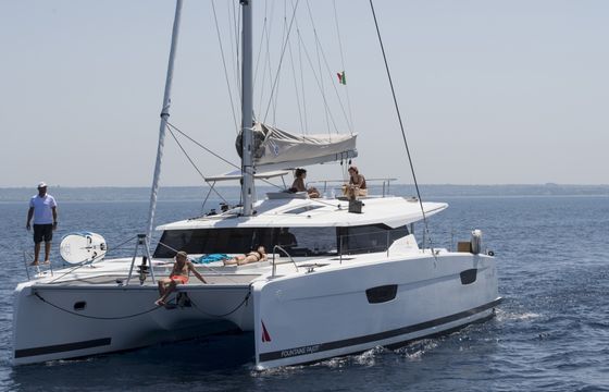 Catamaran Fountaine Pajot Saona 47 13.94m