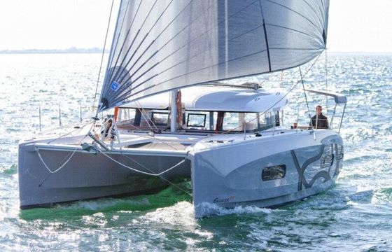 Catamaran Excess 11 11m