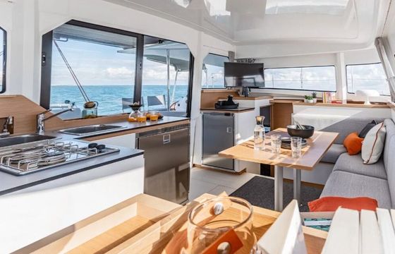 Catamaran Excess 11 11m