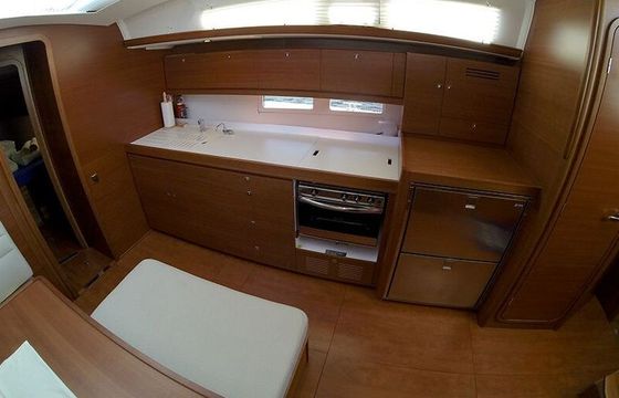 Sailboat DUFOUR Dufour 460 4 cab 14.15m