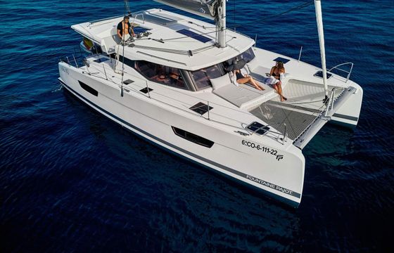 Catamaran Fountaine Pajot Isla 40 11.93m