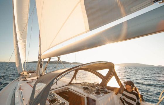 Sailboat Bavaria C42 12m