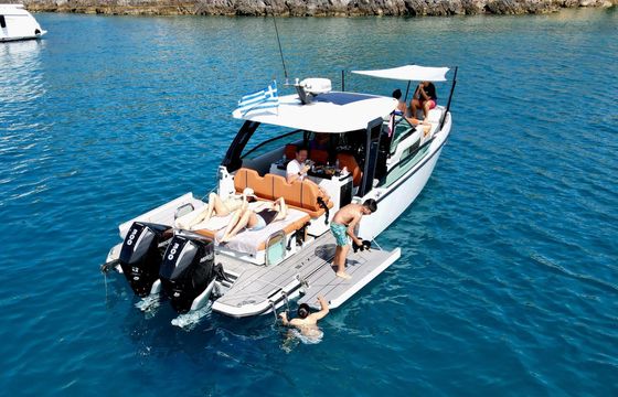 Motorboat Saxdor 320 GTO 600hp