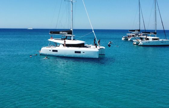 Catamaran Lagoon LAGOON 42 12.8m