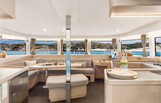 Catamaran Lagoon LAGOON 42 12.8m