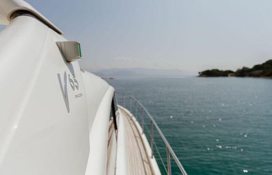 Motor yacht Princess V65 2600hp