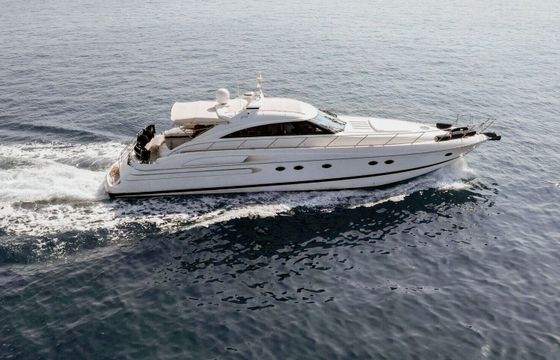 Motor yacht Princess V65 2600hp