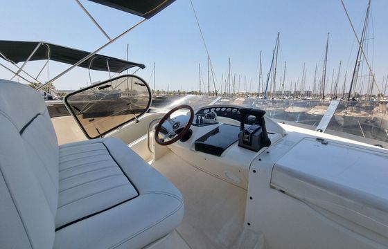 Motor yacht Fairline Squadron 59 1220hp