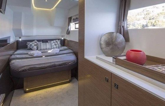 Catamaran Fountaine Pajot My 37 11m