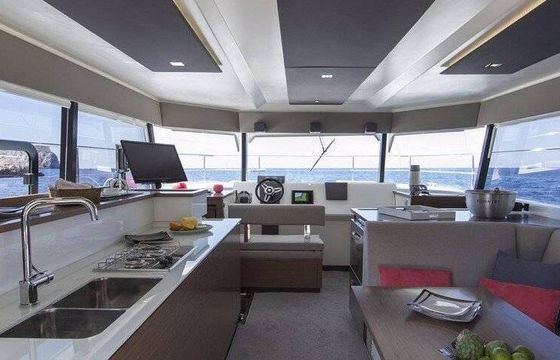 Catamaran Fountaine Pajot My 37 11m