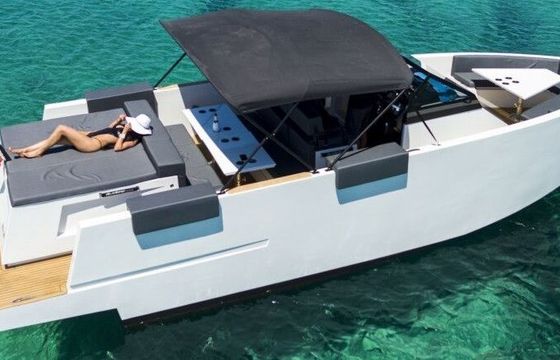 Motorboat DE ANTONIO 33 600hp