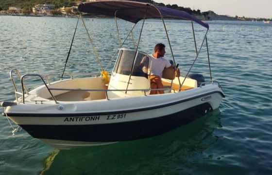 Motorboat Poseidon Ranieri_Soverato 30hp