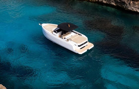 Motorboat De Antonio Yachts D29 300hp
