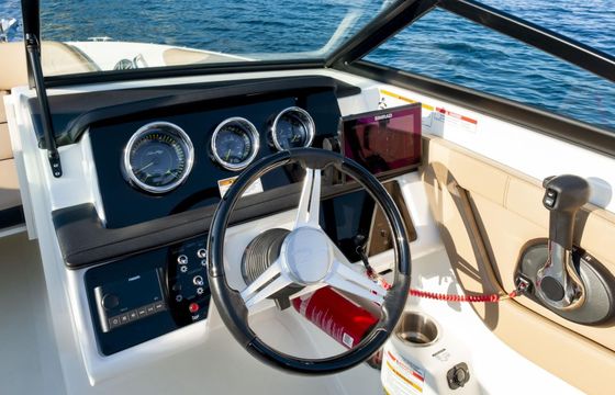 Motorboat Sea Ray 190 Spx 150hp