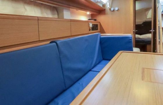 Sailboat Jeanneau Sun Odyssey 44i 13.7m