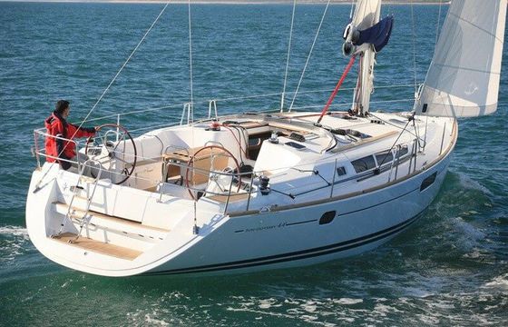 Sailboat Jeanneau Sun Odyssey 44i 13.7m