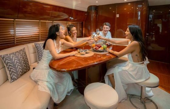 Motor yacht Princess Princess 705hp
