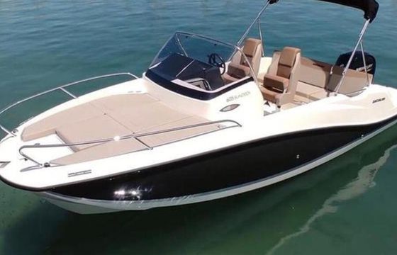Motorboat Quicksilver 605 Sundeck 150hp