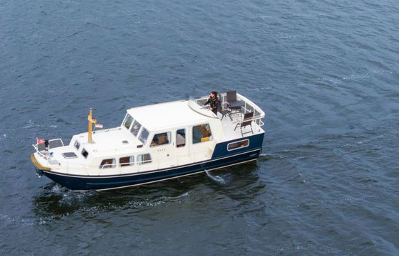 Motorboat Doerak LX1000 Salon 65hp