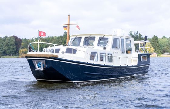 Motorboat Doerak LX1000 Salon 65hp
