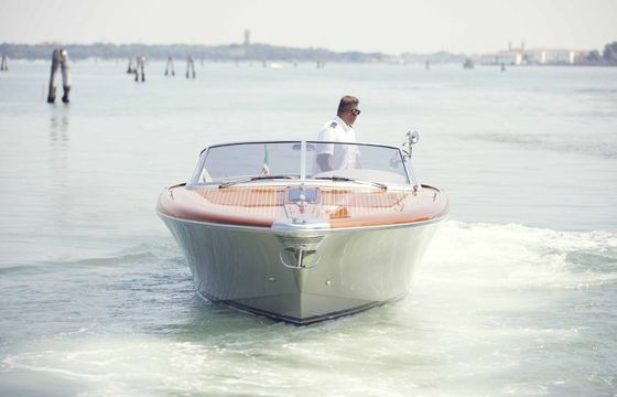 Motorboat Riva Aquariva 33 370hp