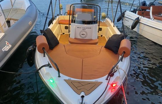 Motorboat Poseidon Blue water 185 2026 30hp