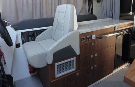 Motorboat Karnic S37X 600hp