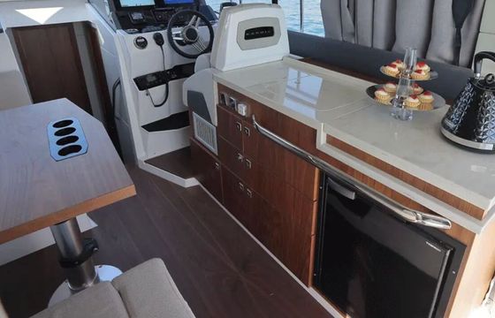 Motorboat Karnic S37X 600hp