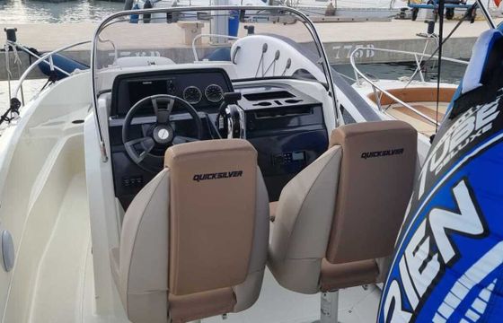 Motorboat Quicksilver Activ 605 Open 115hp
